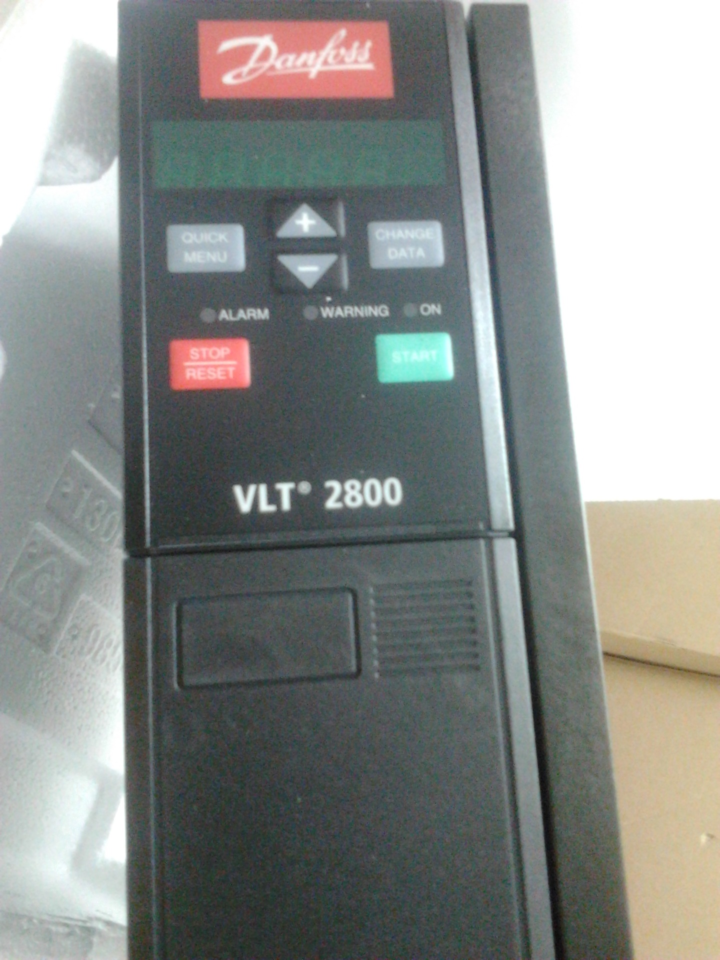 丹佛斯變頻器一級代理VLT2840，全新正品，品質優良，價格優惠.